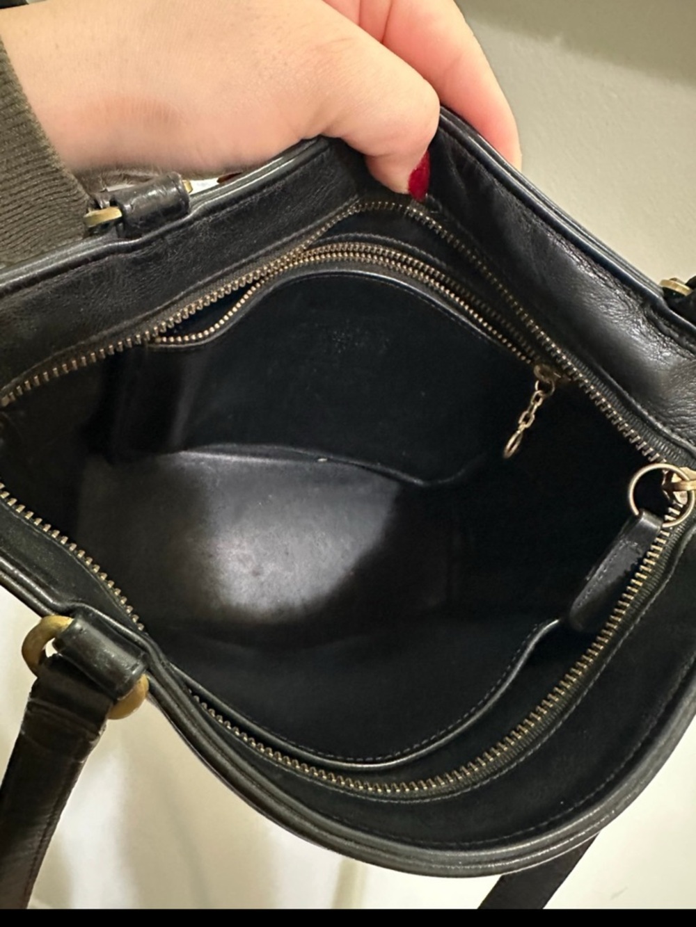 Vintage Coach Tribeca Shopper Tote - Picture 7 of 10